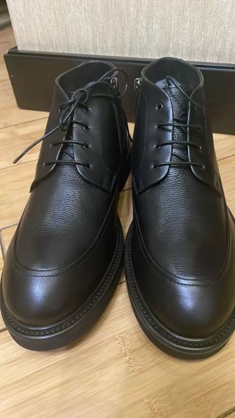 Ботинки Rossi 44р