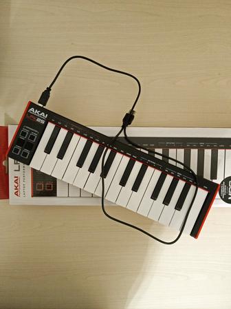 Midi Akai lpk25 mk2