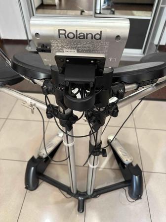 Продам барабанную установку ROLAND