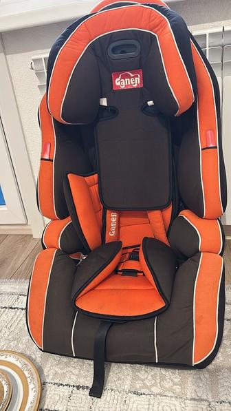 Продам автокресло