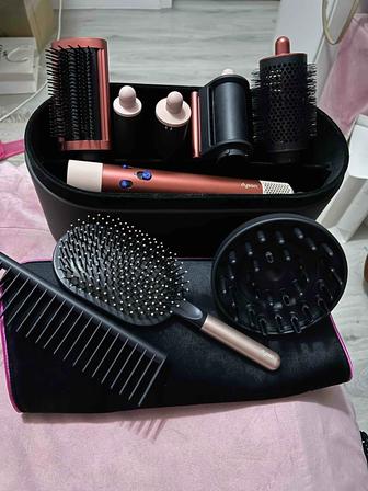 Dyson стайлер с гребнем и трэвел сумкой