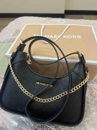 Продам сумочку оригинальную MICHAEL KORS