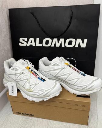 Продам Salomon кроссовки новые