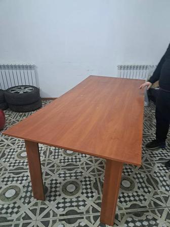 Продам столы большие