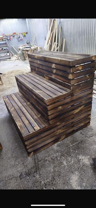 Стеллаж деревянный