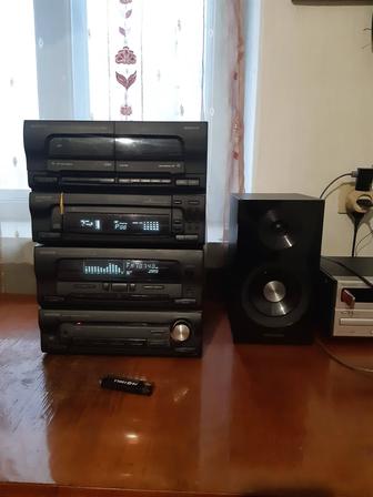 Продаются музцентры