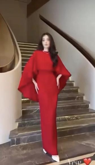 Нарядное платье