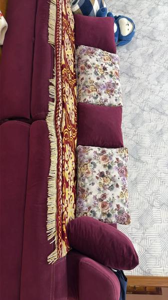 Диван угловой