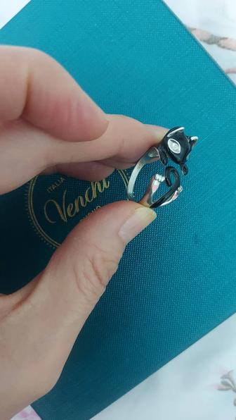 Кольцо из серебра