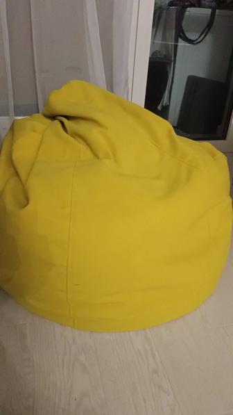 Пуфик в хорошем состоянии