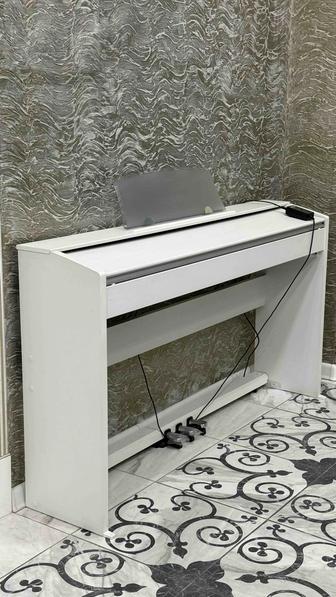 Цифровое пианино CASIO PX -770