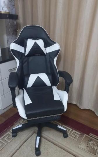 Игровое кресло новое