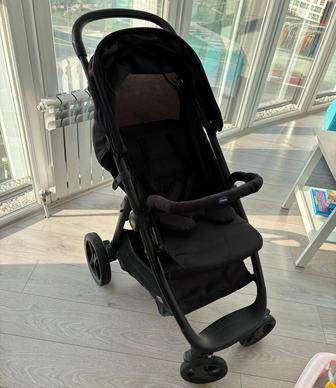 Продам коляску Chicco Multiride