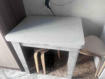 Продам стол срочно
