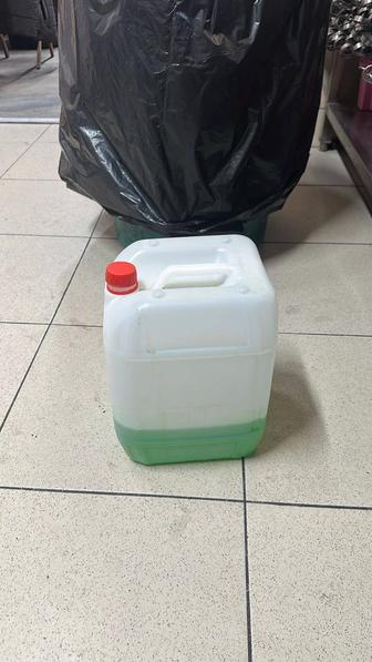 10 литровые канистры из под жидкого мыла белого цвета, доставка бесплатная