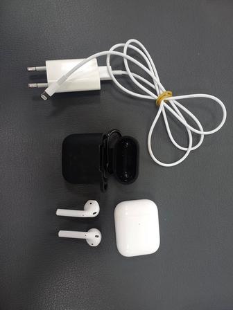 Продам Airpods 1