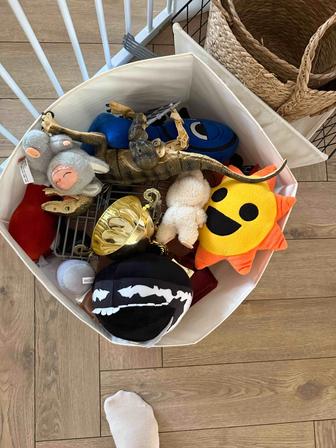 Отдам игрушки