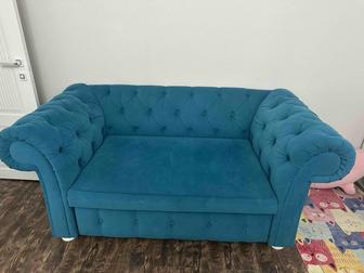 Диван и пуфик