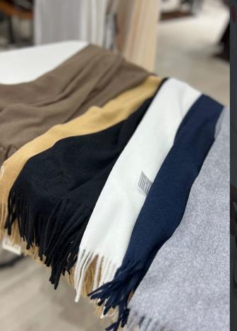 Шарф кашемировый Max Mara