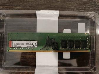 Оперативная память Kingston
KVR24N17S8/8