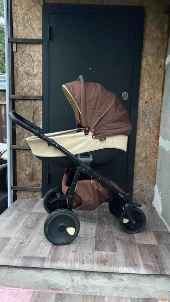 Продам детскую коляску Tutis Zippy 3 в 1