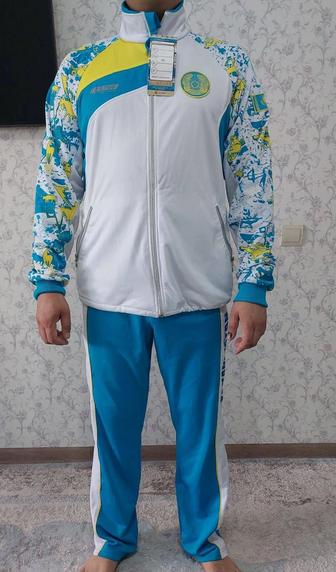 Продам СПОРТИВНЫЙ КОСТЮМ фирмы Zibroo, Новый!