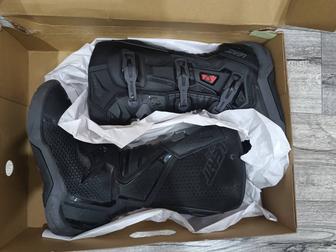 Мотоботы Leat 3.5