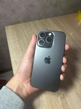 iPhone 15 Pro 256 Gb / 100%