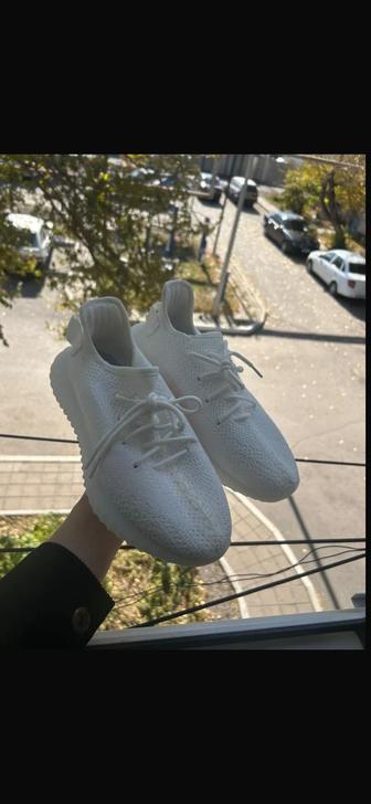 Кроссовки Yeezy 350