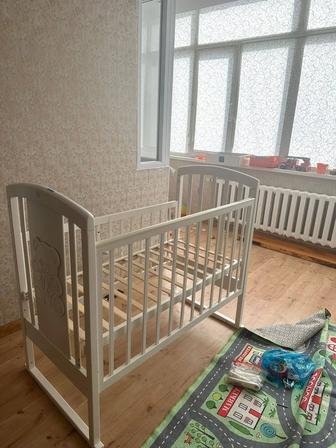 Детская кроватка манеж