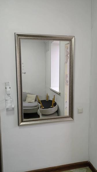 Продам зеркало квадратный