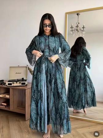Продаю купальник срочно новый размер не подошл