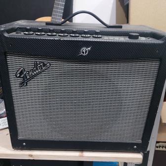 Комбоусилитель Fender Mustang III