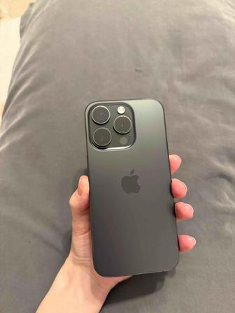 Продаю айфон 15 про 256 гб