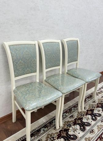 Продам стулья Кабриоль