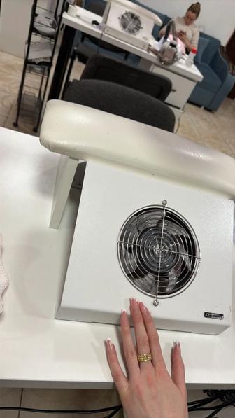 Вытяжка для маникюра и подставка