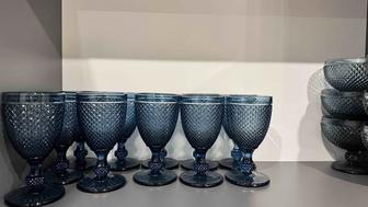 Продаю набор фужеров 11 шт и 6 шт конфетниц
