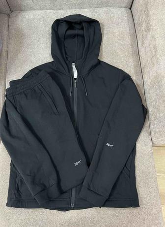 Reebok спортивный костюм мужской