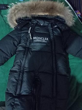 Детский комбинезон Moncler