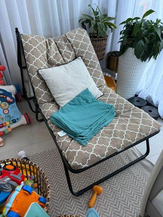 Продаем лежак