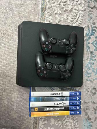 PlayStation 4