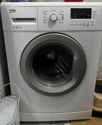Срочно продам стиральную машину BEKO