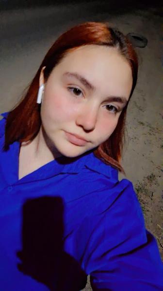 Официант / официантка