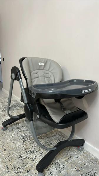 Детский столик для кормления