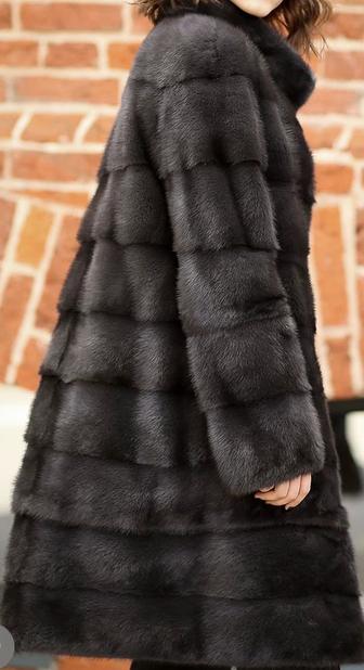 Шуба норка в центре города возле Рио приходите мерить уступают рм 48