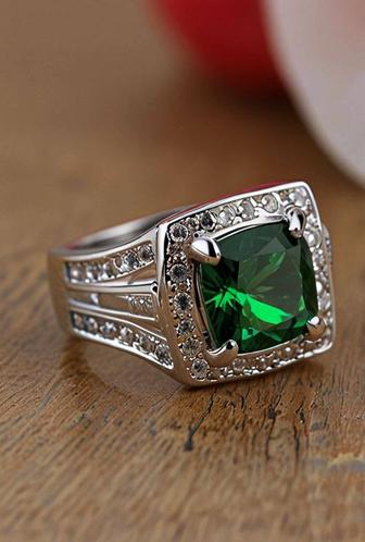 Ремонт ювелирных изделий из серебра и золота.