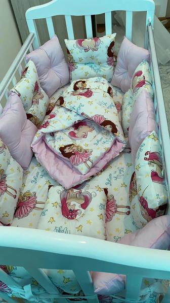 Продается детская кровать с бортиками и матрасом