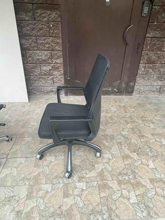 Кресло офисное