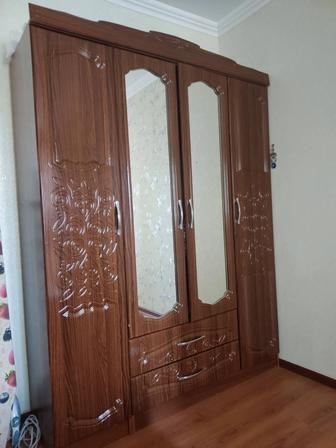 Шкаф, кровать, комод