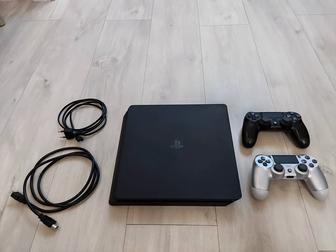 Playstation 4 slim с играми